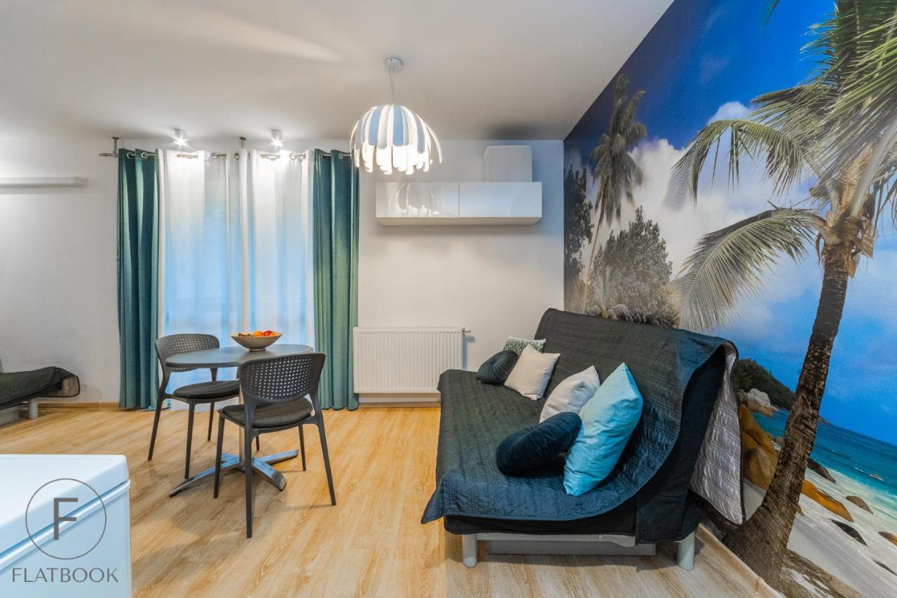 Flatbook Apartmenty - كرينيتا مورسكا المظهر الخارجي الصورة